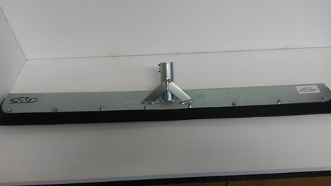 Straight yard scraper 30"